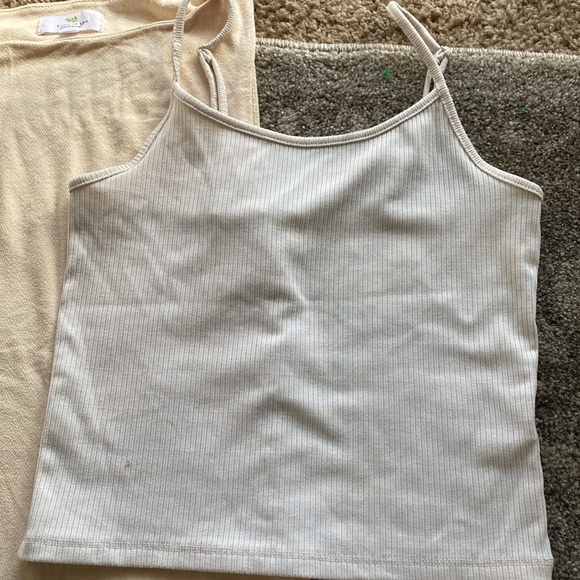 Tanks/Body Suit - Picture 5 of 10